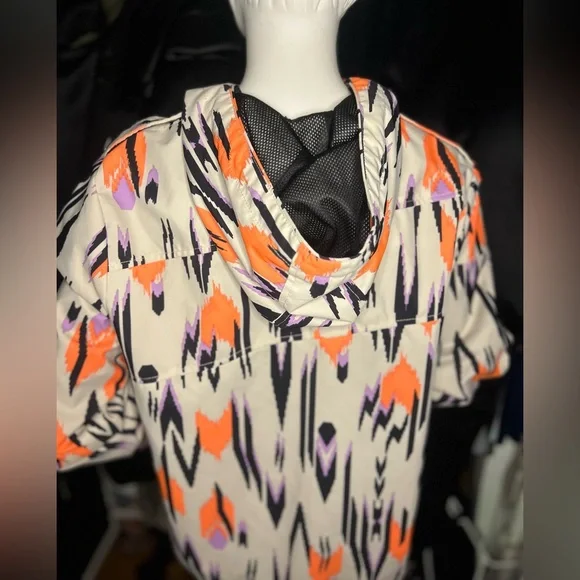 Volcom Orange and Black Patterned Jacket - Picture 4 of 6